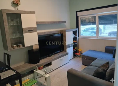 Obývací pokoj; moderní styl, přirozené světlo, výhled