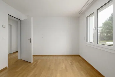 Schlafzimmer; holzboden, tageslicht, blick