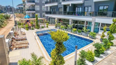 Кућа и околина; поглед, природно светло