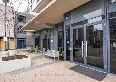 Maison et environs; vue