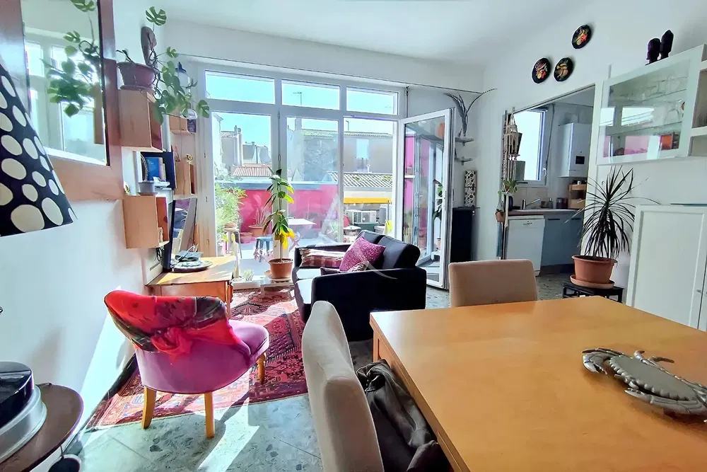 Дневна соба; поглед, природно светло, модерни стил