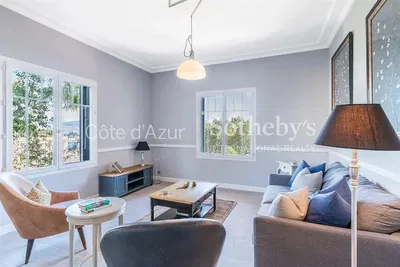 غرفة معيشة; إطلالة, ضوء طبيعي, أسلوب عصري