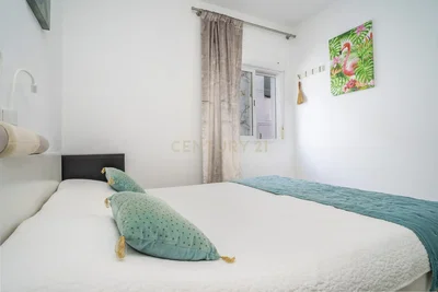 Yatak odası; doğal ışık, modern stil