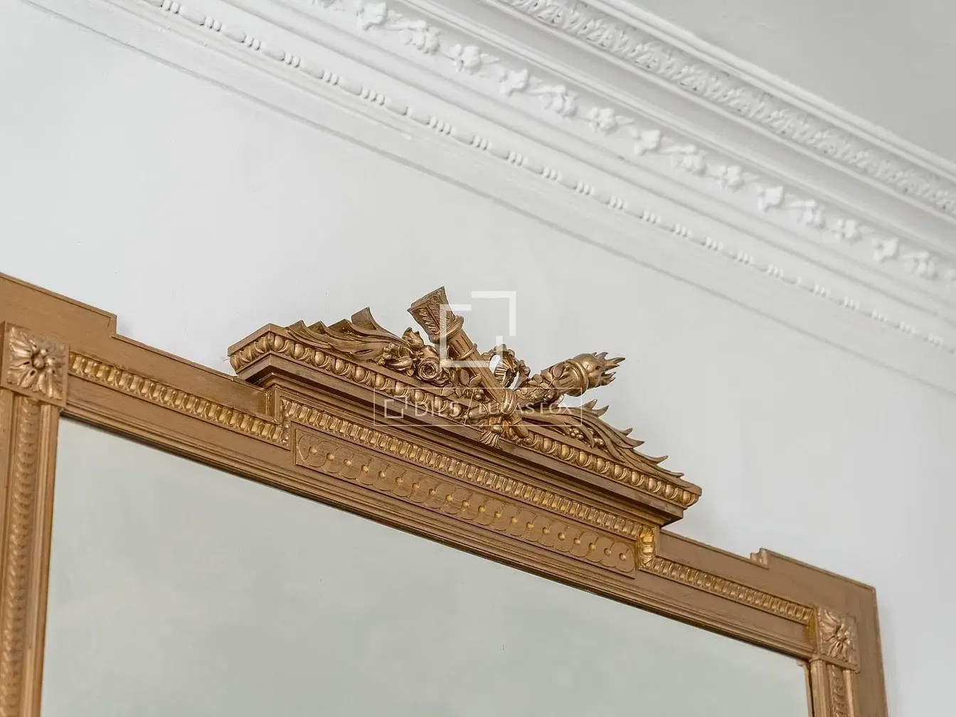 Autre; style rustique, poutres en bois