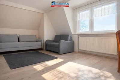 Dnevna soba; prirodno svjetlo, drveni pod