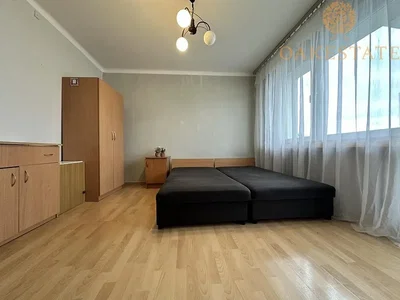 Chambre; parquet, lumière naturelle