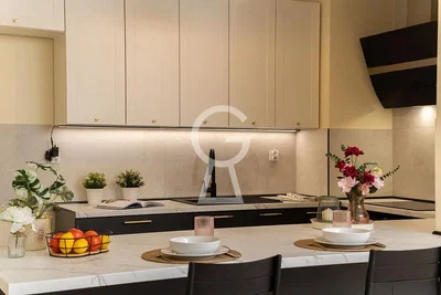 Mutfak; modern stil, doğal ışık, tadilatlı