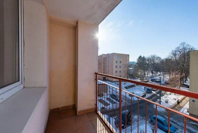 Balkon; manzara, fayans zemin