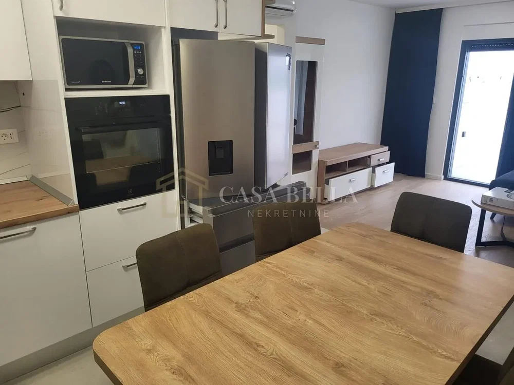 Mutfak; mutfak aletleri, tadilatlı, doğal ışık