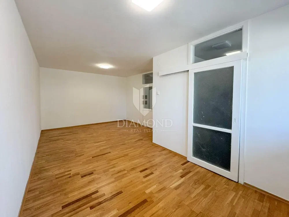 Diğer; ahşap zemin, doğal ışık