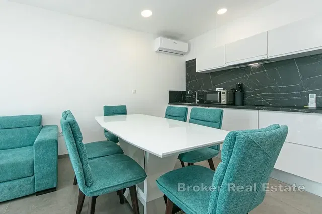 Cozinha; estilo moderno, chão de azulejo