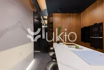 Mutfak; mutfak aletleri, modern stil, tadilatlı, doğal ışık