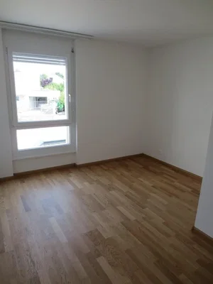 Schlafzimmer; blick, holzboden, tageslicht