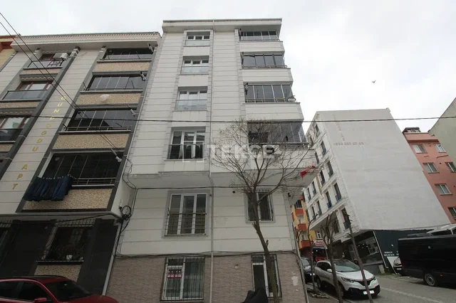 Къща и околности; гледка