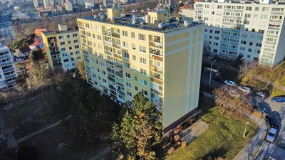 Haus und umgebung; blick
