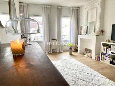 Woonkamer; natuurlijk licht, moderne stijl