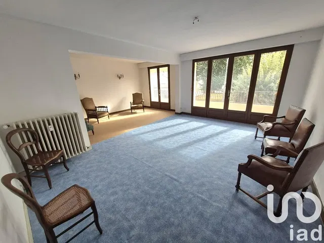 Salon; światło dzienne, styl rustykalny