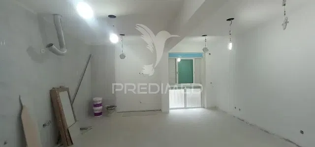 Other; needs renovation, natural light