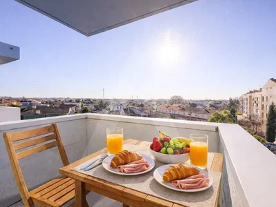 Terrace; view, natural light