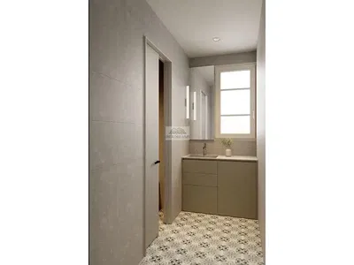 Kupaonica; prirodno svjetlo, pločice, renoviran