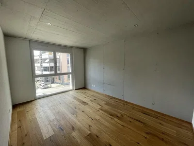 Soggiorno; vista, pavimento in legno, luce naturale