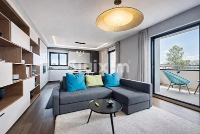 Wohnzimmer; blick, tageslicht, moderner stil