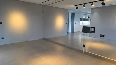 Autre; carrelage, lumière naturelle
