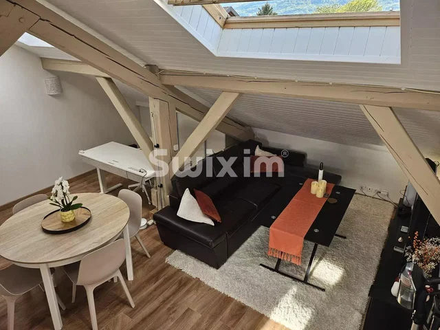 Wohnzimmer; holzboden, tageslicht, moderner stil