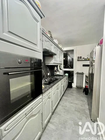Kitchen; kitchen appliances, view