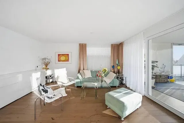 Obývací pokoj; přirozené světlo, moderní styl