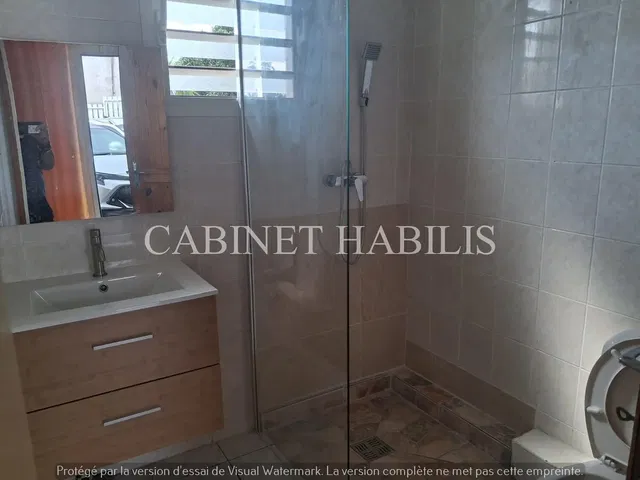 Badezimmer; fliesenboden, renoviert, tageslicht