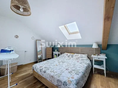 Chambre; parquet, lumière naturelle