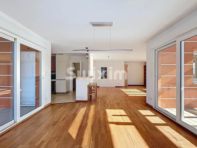 Wohnzimmer; holzboden, tageslicht, moderner stil