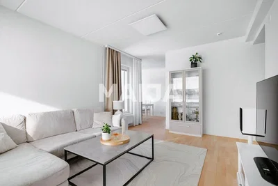 Дневна соба; природно светло, модерни стил, дрвени под