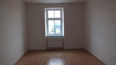 Camera da letto; vista, luce naturale, pavimento in legno