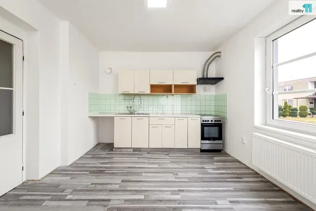 Cozinha; vista, chão de azulejo