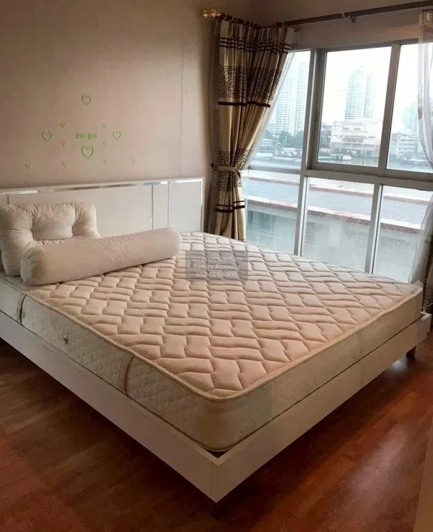 Chambre; vue, lumière naturelle