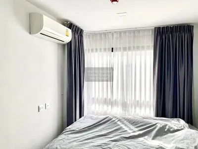 Спаваћа соба; природно светло