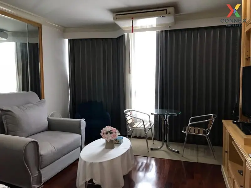 Дневна соба; природно светло, модерни стил