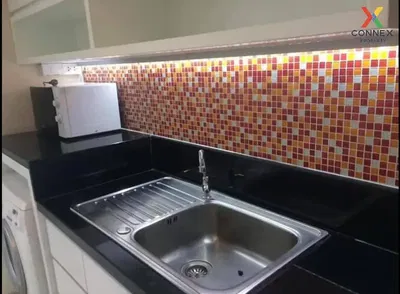 Mutfak; mutfak aletleri, fayans zemin