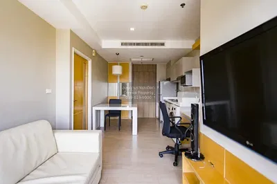 Oturma odası; manzara, modern stil, doğal ışık