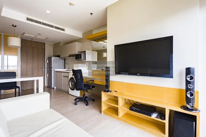 Wohnzimmer; küchengeräte, tageslicht, moderner stil