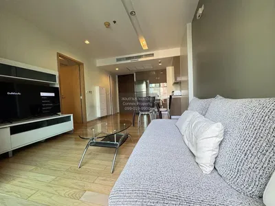 Wohnzimmer; blick, holzboden, tageslicht, moderner stil