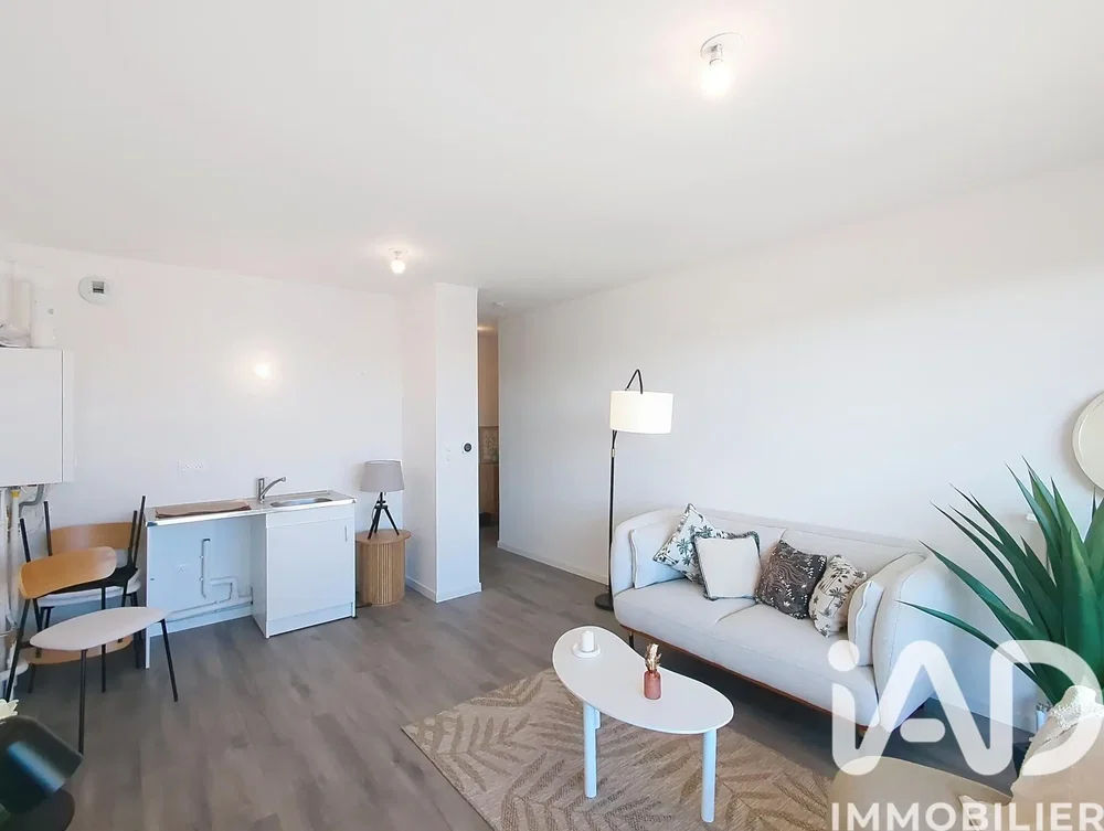 Oturma odası; modern stil, doğal ışık