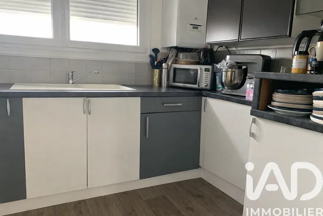 Кухиња; кухињски апарати, плочице