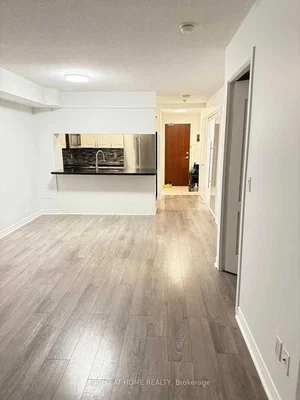 Küche; fliesenboden, tageslicht, renoviert