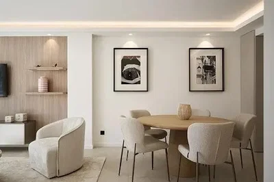 Дневна соба; природно светло, модерни стил