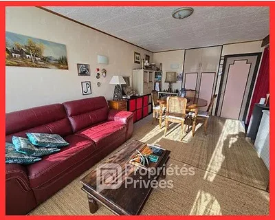 Salon; lumière naturelle, style moderne