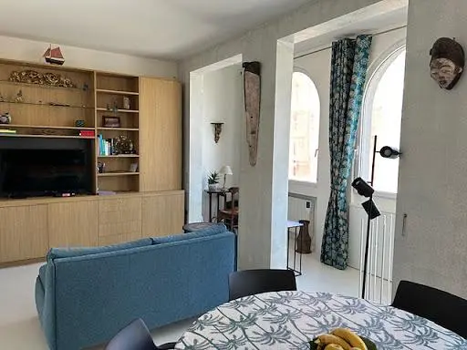 غرفة معيشة; ضوء طبيعي, أسلوب عصري