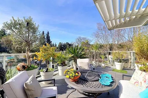 Terasa; pogled, prirodno svjetlo